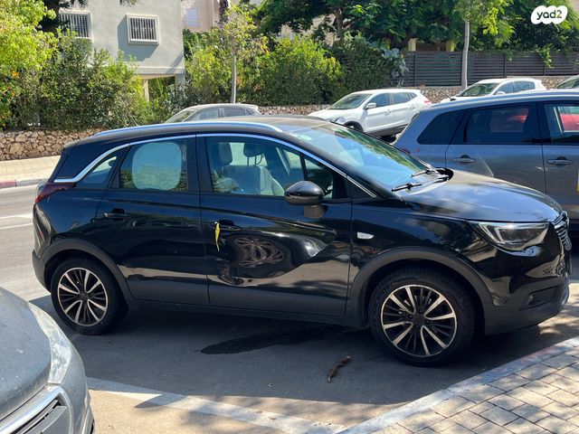 אופל קרוסלנד X