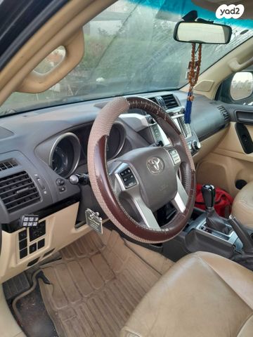 מודעת רכב טויוטה לנד קרוזר