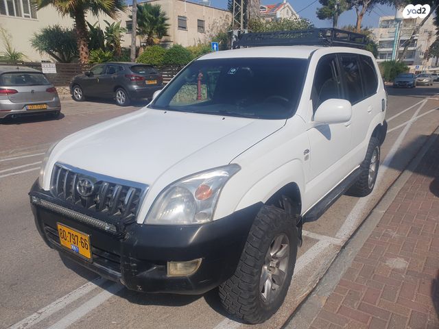 טויוטה לנד קרוזר