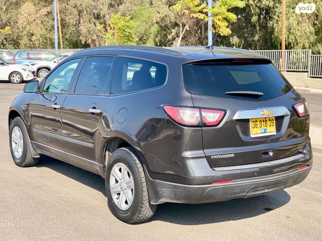 שברולט טראוורס