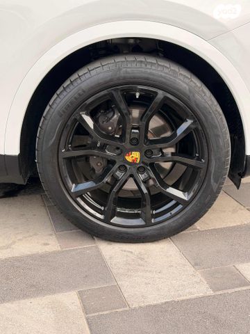 פורשה קאיין