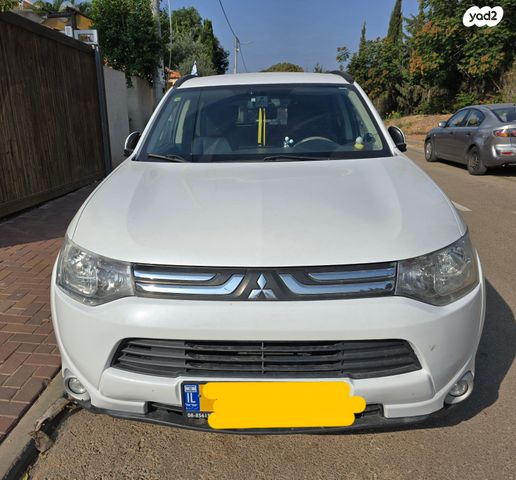 מיצובישי אאוטלנדר