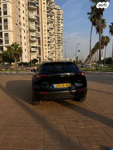 מאזדה CX-30
