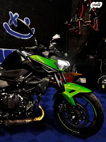 מודעת רכב קאוואסאקי Z400