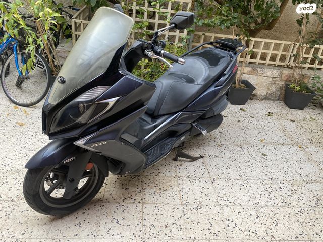 מודעת רכב קימקו דאון-טאון 250ABS