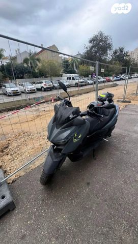 ימאהה X-Max 125 Sport