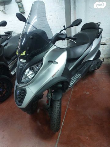 מודעת רכב פיאג'ו MP3 500