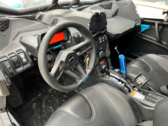 בומברדיר/קאן אם