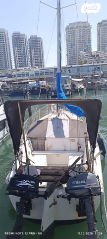 יאכטות - מפרשית