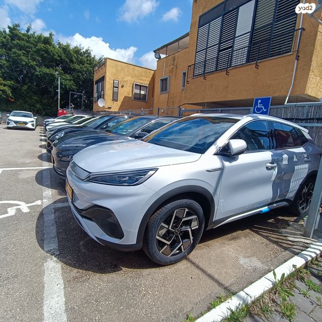 מודעת רכב בי.ווי.די אטו 3