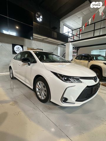 טויוטה קורולה