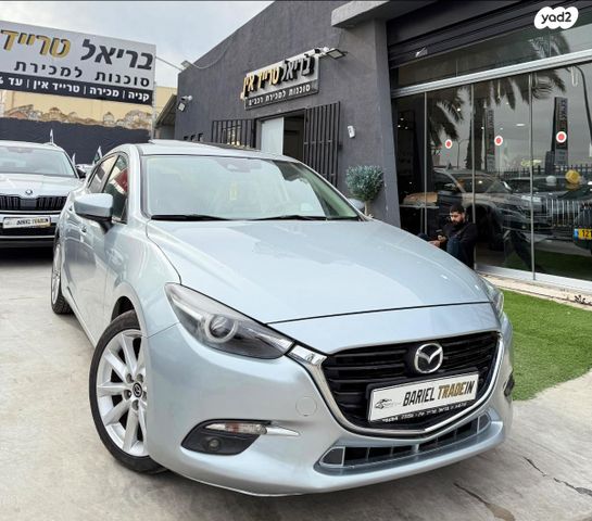 מודעת רכב מאזדה 3