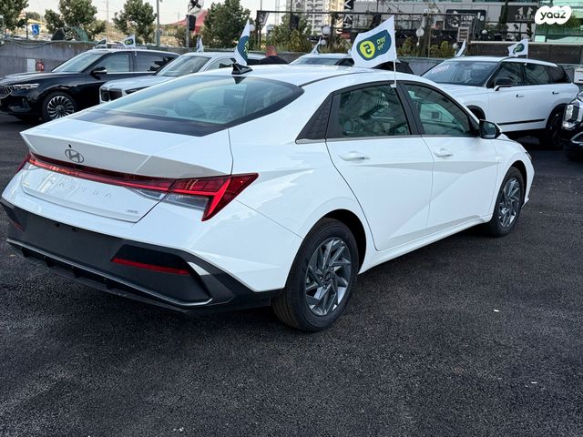 יונדאי אלנטרה