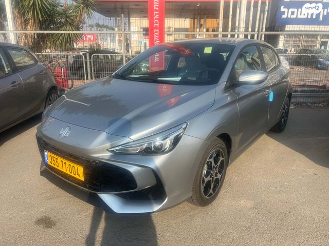 מודעת רכב אם ג'י MG3