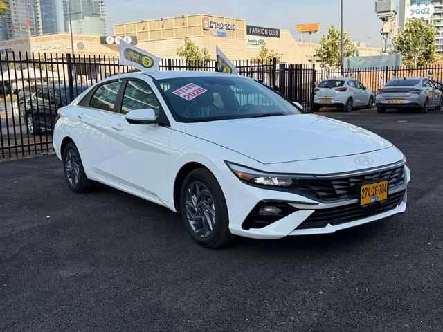 יונדאי אלנטרה