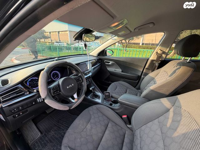 קיה נירו פלוס