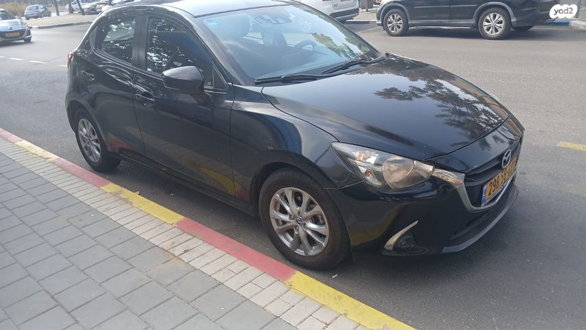 מודעת רכב מאזדה 2