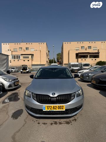 סקודה אוקטביה 