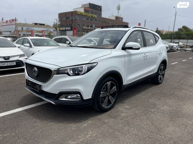 מודעת רכב אם ג'י ZS