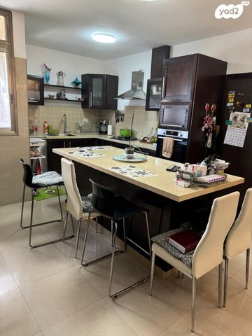 דירה, בלפור 153, דרום מערב ותיק, בת ים