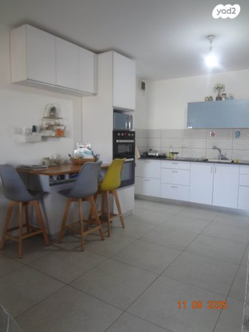 דירה, חרצית 10, הארזים, אופקים