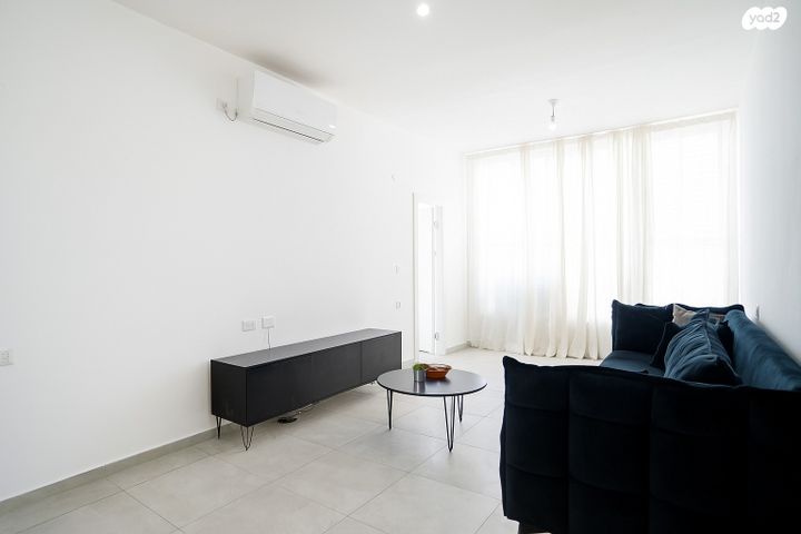 שדרות העצמאות 79