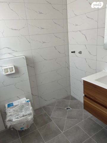 דירה, הגפן 1, כרמי הנדיב, אחוזת רוטנר, קרית מלאכי