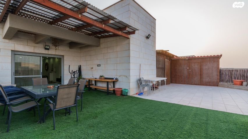 גג/ פנטהאוז, שדרות השיטה 21, קרית מנחם, אופקים