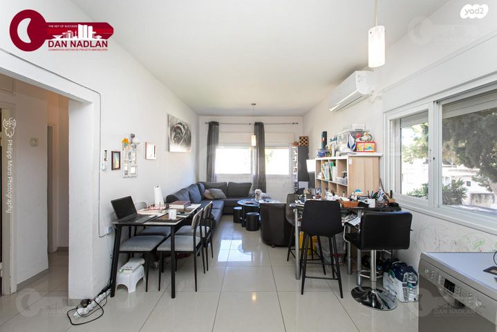 בנימין ד'ישראלי 41