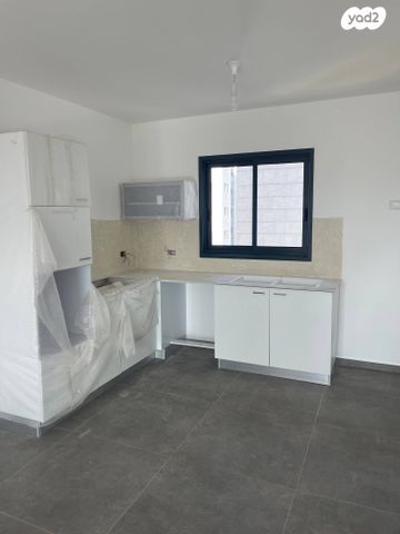 דירה, הגפן 1, כרמי הנדיב, אחוזת רוטנר, קרית מלאכי