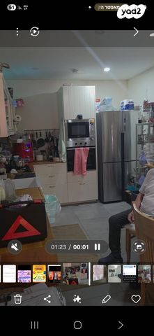 דירה, כובשי החרמון 21, שעריים, רחובות