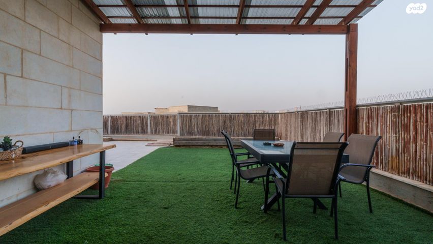 גג/ פנטהאוז, שדרות השיטה 21, קרית מנחם, אופקים