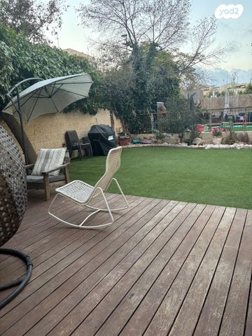 דירת גן, רינה ניקובה 6, פסגת זאב, ירושלים