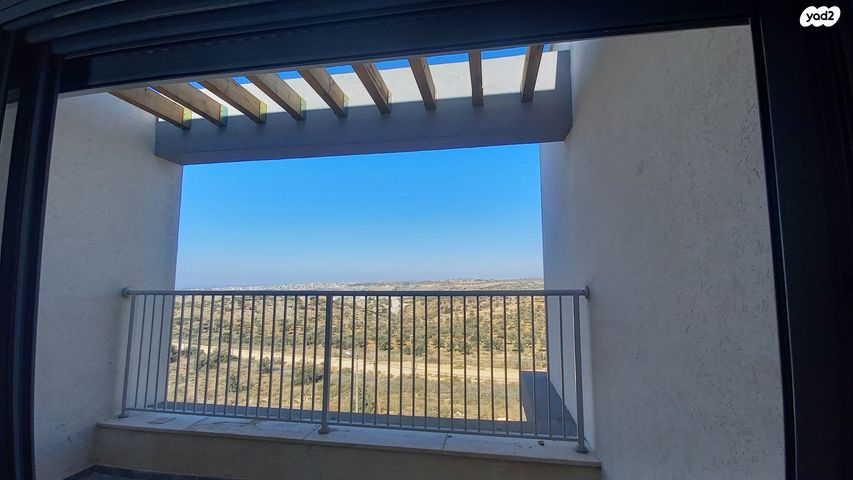 גג/ פנטהאוז, איבי נחל 1, אבני חפץ, אבני חפץ