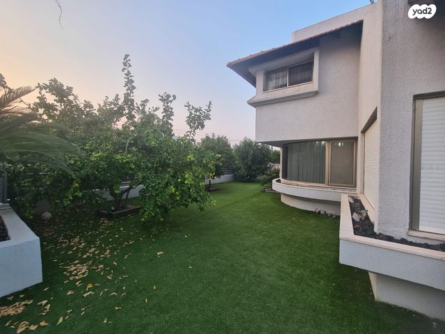 בית פרטי/ קוטג', יצחק בן צבי 77, קרית בנימין, קרית אתא