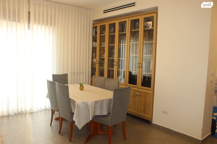 דירה, א.מ. בלוך 7, קרית יערים, קרית יערים