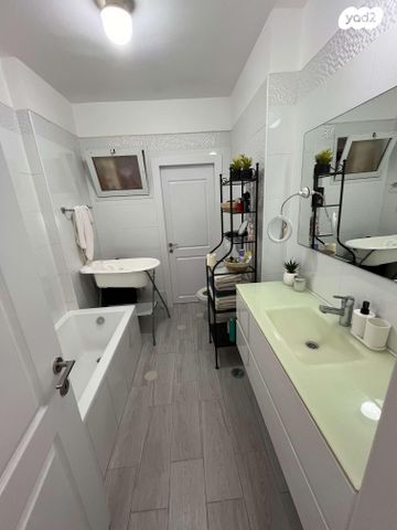 דירה, יהושע ייבין 19, נווה זאב, נאות אילן, באר שבע