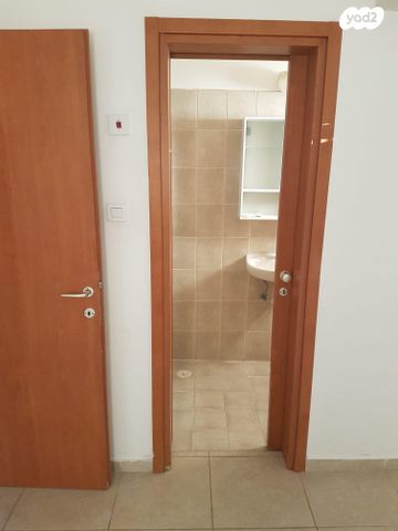 דירת גן, הרכס 72, נופי סלע, מעלה אדומים