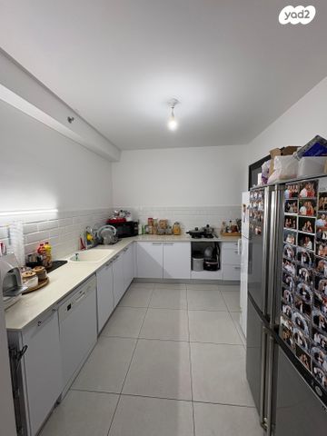 דירה, רועי קליין 5, קרית קריניצי, רמת גן