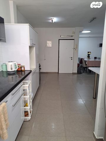 דירה, השיקמה 4, דרום מערב ותיק, בת ים