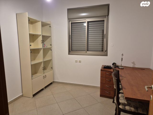 דירה, סוקולוב 24, מגדיאל, הוד השרון