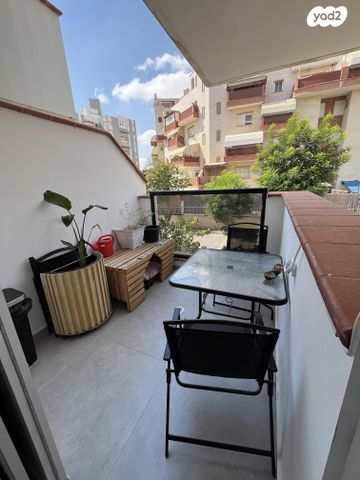 דירה, יהושע ייבין 19, נווה זאב, נאות אילן, באר שבע