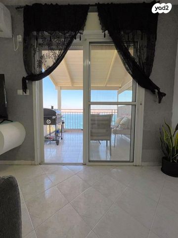 דירה, המגינים 11, קרית שמואל, טבריה