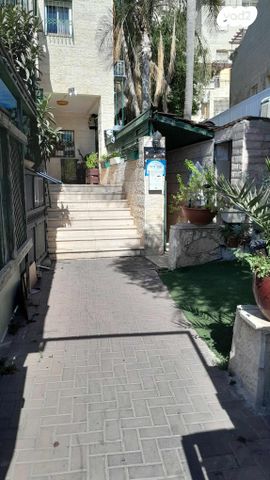 בית פרטי/ קוטג', המגיד ממעזריטש 92, הגפן, ביתר עילית