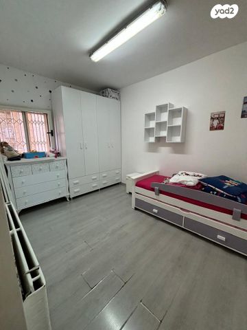 דירה, סול ליפצין 44, חומת שמואל, הר חומה, ירושלים