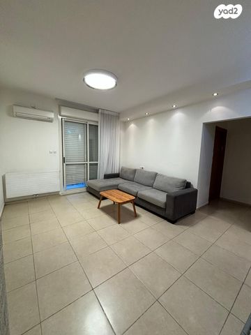 דירה, סול ליפצין 44, חומת שמואל, הר חומה, ירושלים