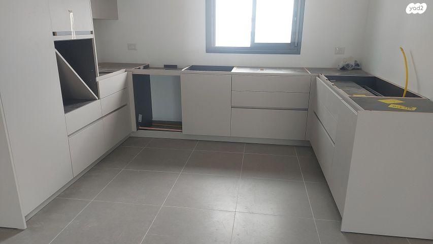 חיים הרצוג 1