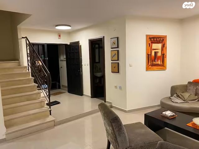 בית פרטי/ קוטג', עמק חפר 9, צפון מזרח מרכז העיר, נתניה