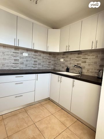 דירה, שדרות ירושלים 1, קרית ים  א', קרית ים