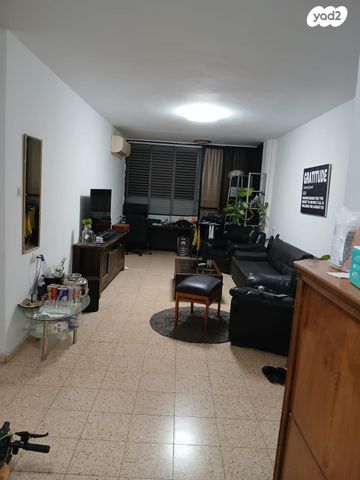 דרך משה דיין 111